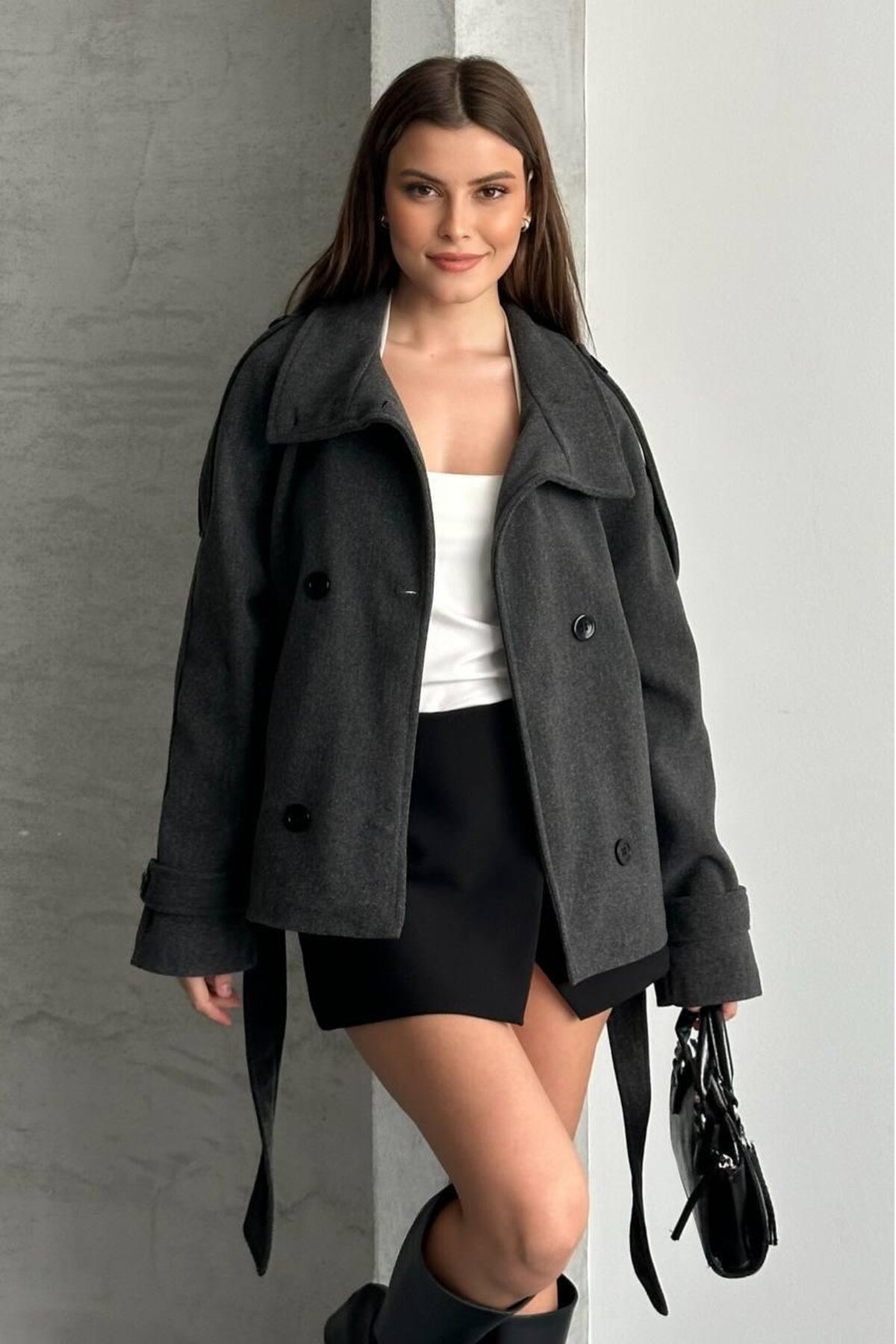 DÜĞMELİ KUŞAKLI KAŞE KISA KABAN