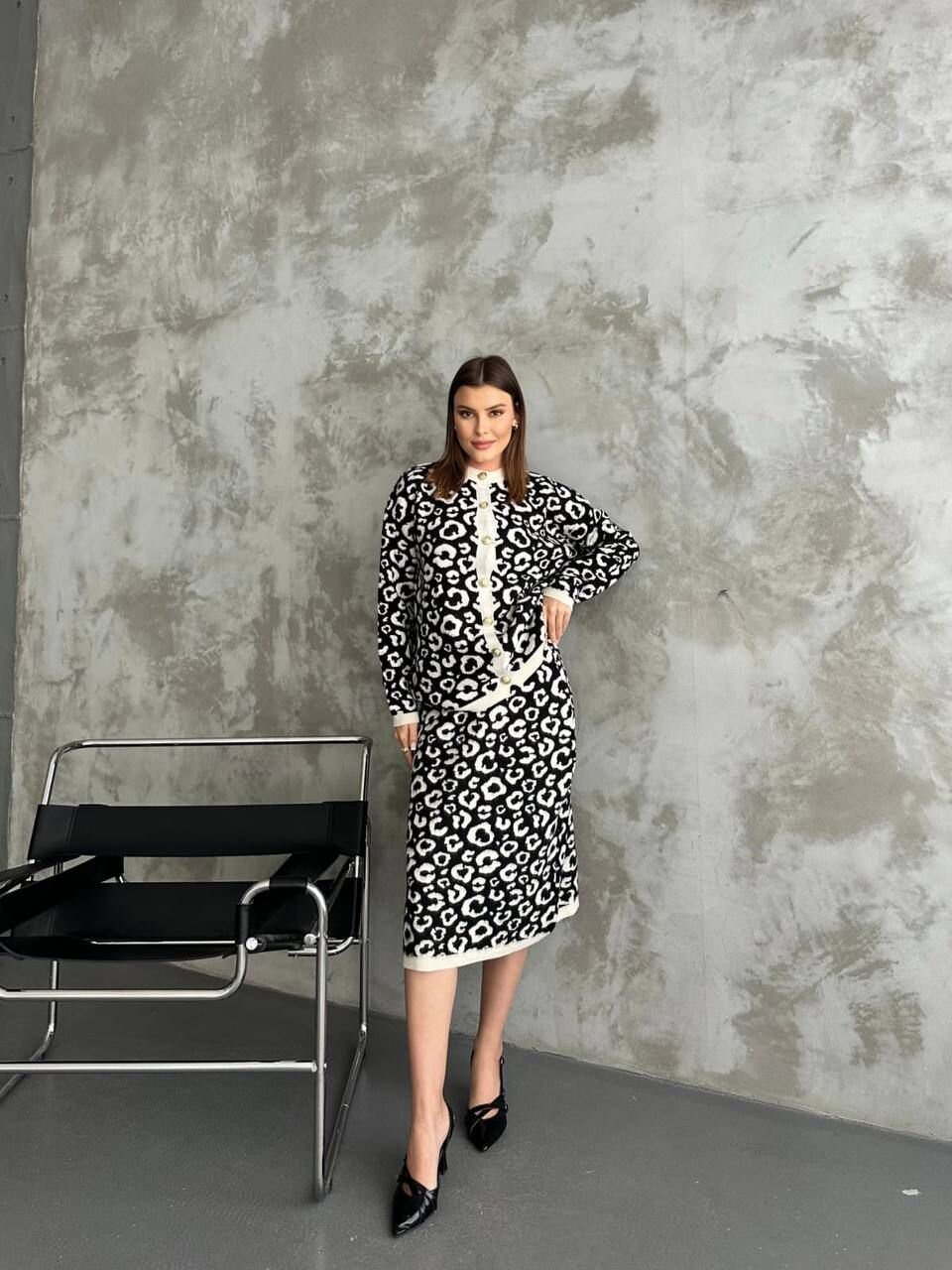 Desenli Triko Etekli Takım