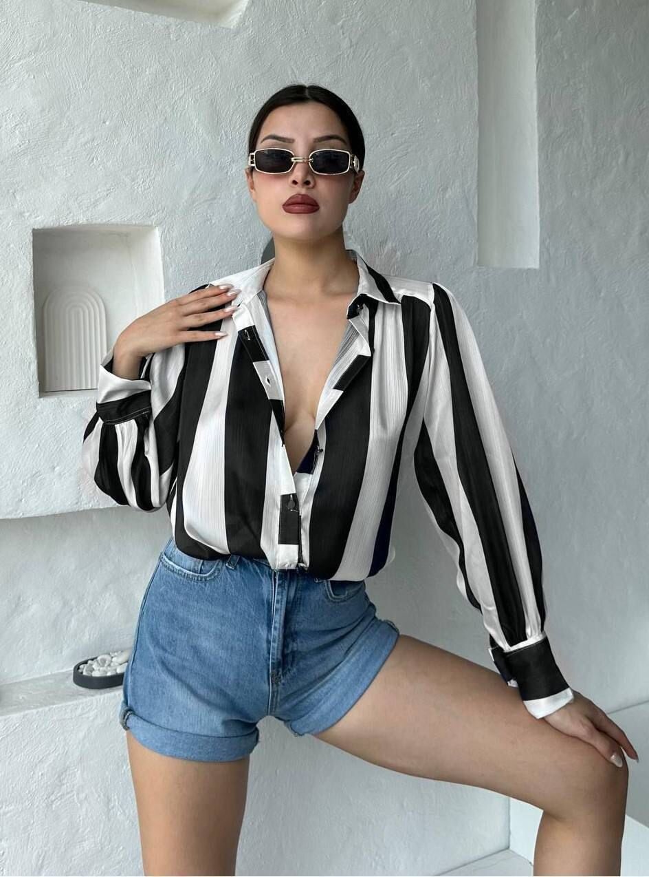 Kalın Çizgi Tasarımlı Gömlek