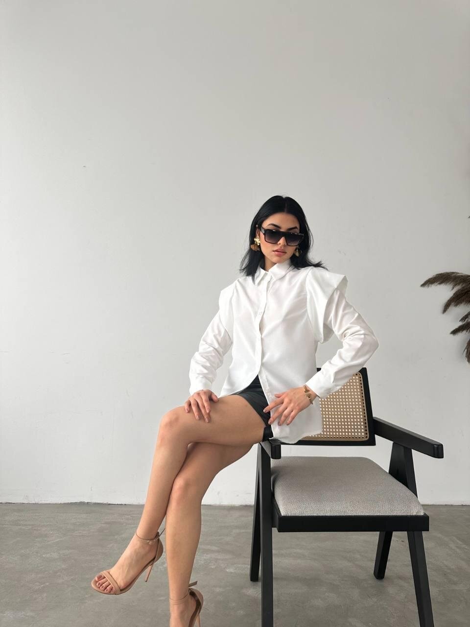 Omuz Tasarım Detaylı Gömlek