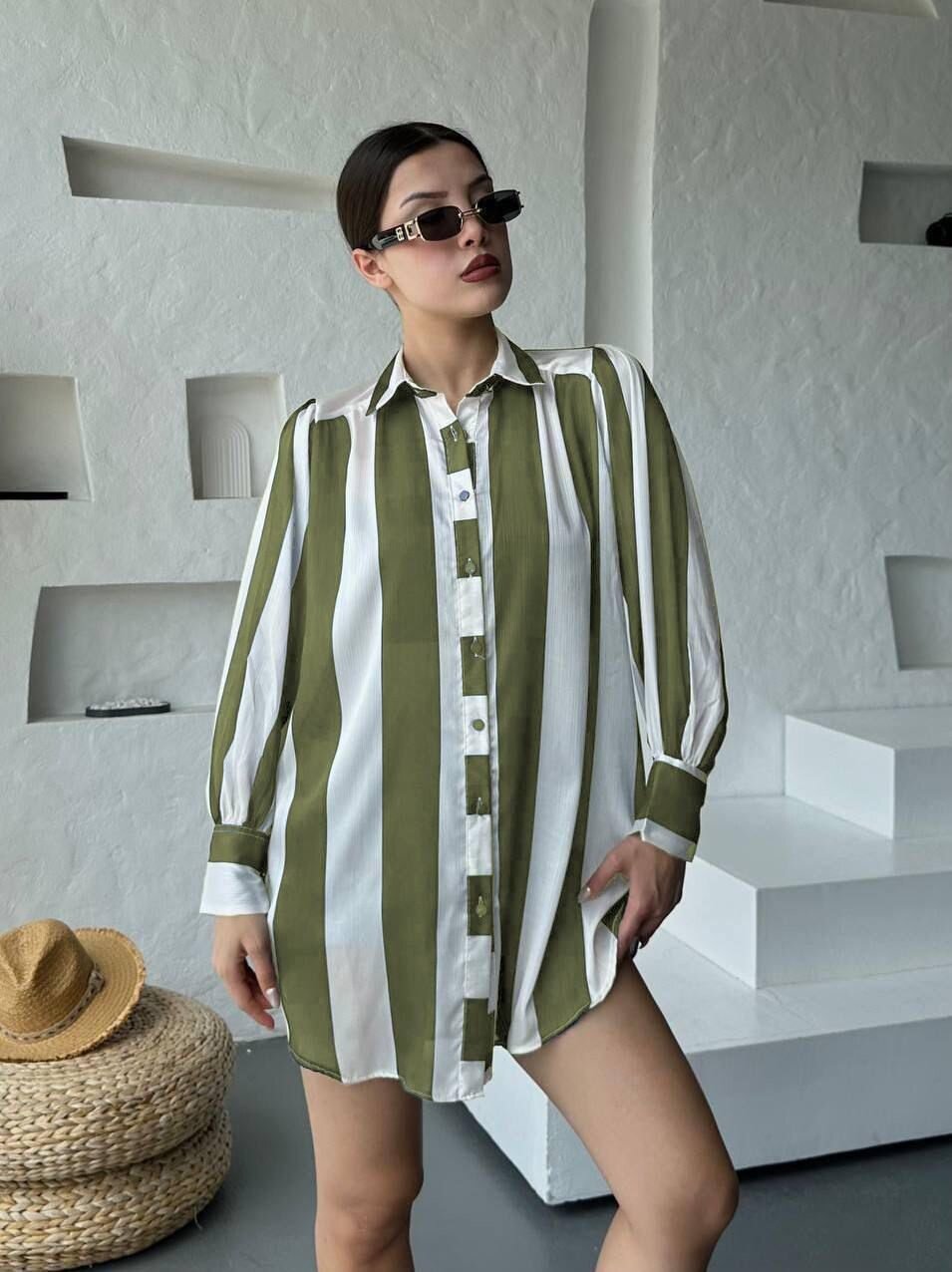 Kalın Çizgi Tasarımlı Gömlek