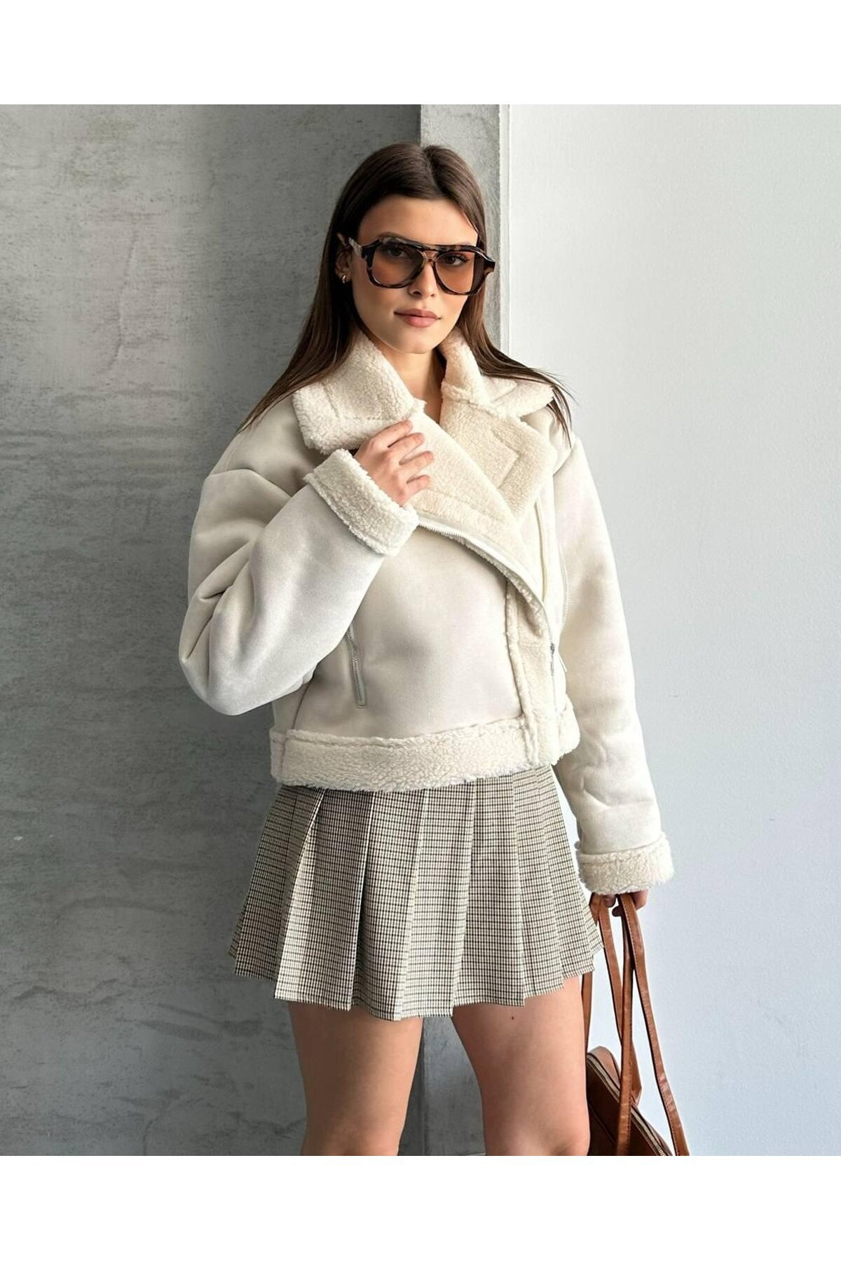 İÇİ PELUŞ KRUVEZE SÜET MONT