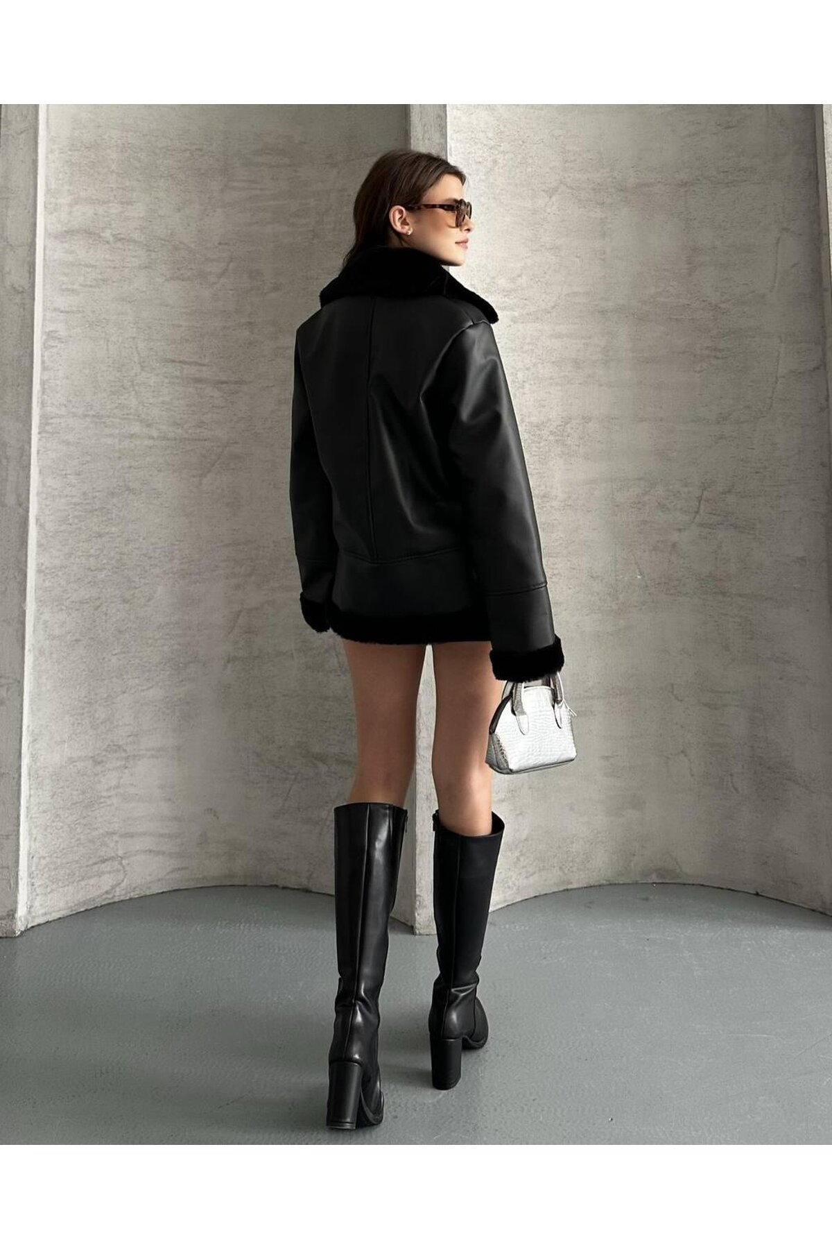 KOL YAKA ETEK KÜRK DETAYLI DERİ MONT