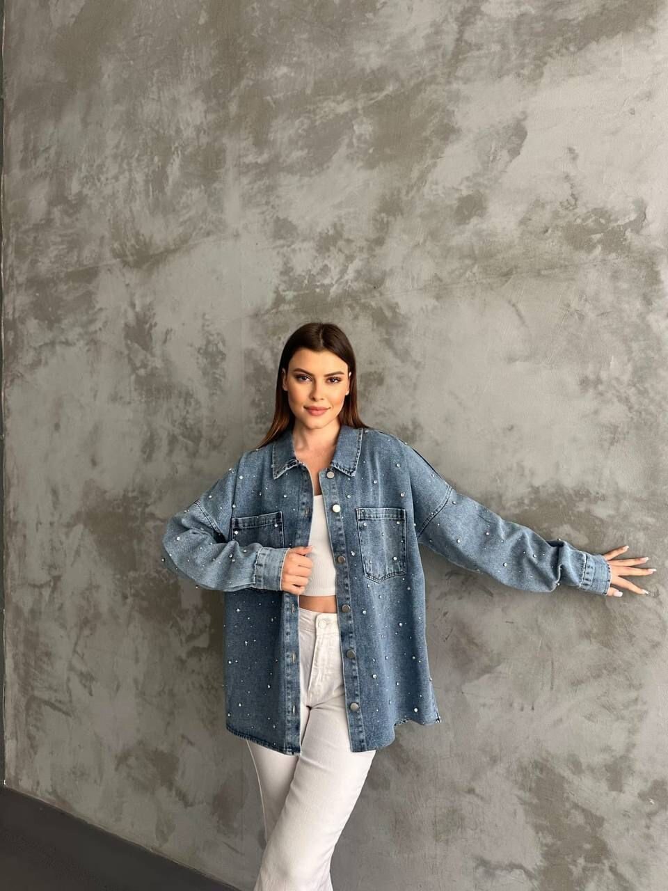 Taş İşlemeli Dökümlü Kot Gömlek