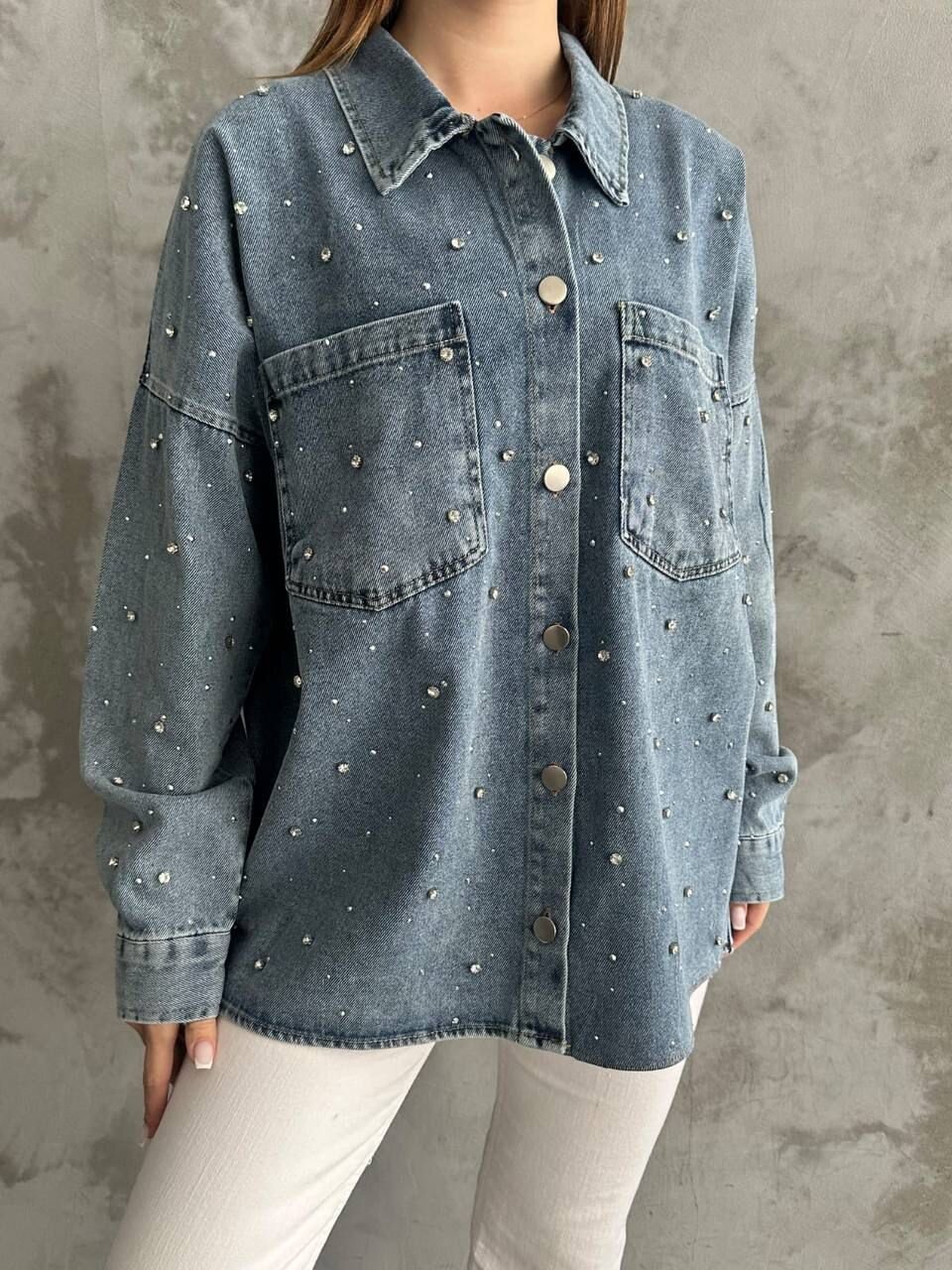 Taş İşlemeli Dökümlü Kot Gömlek