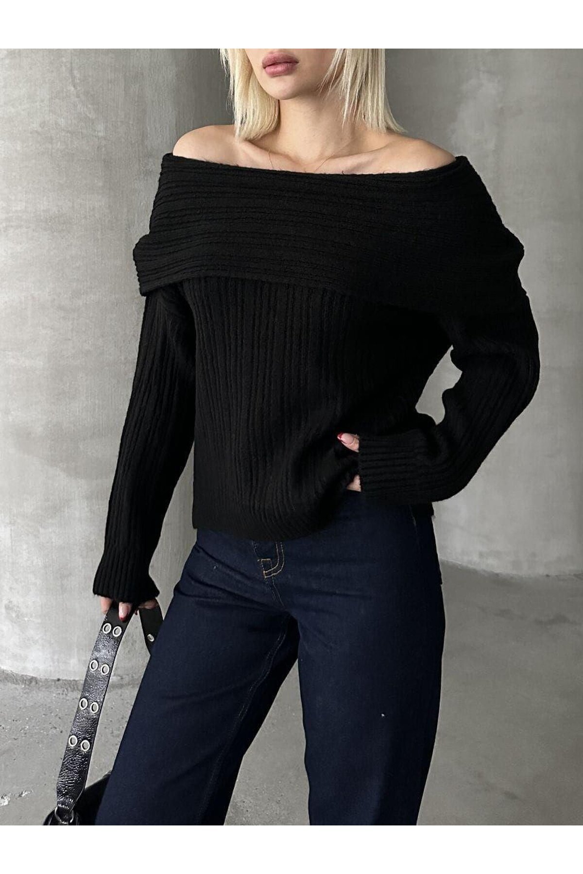 MADONNA YAKA TRİKO KAZAK