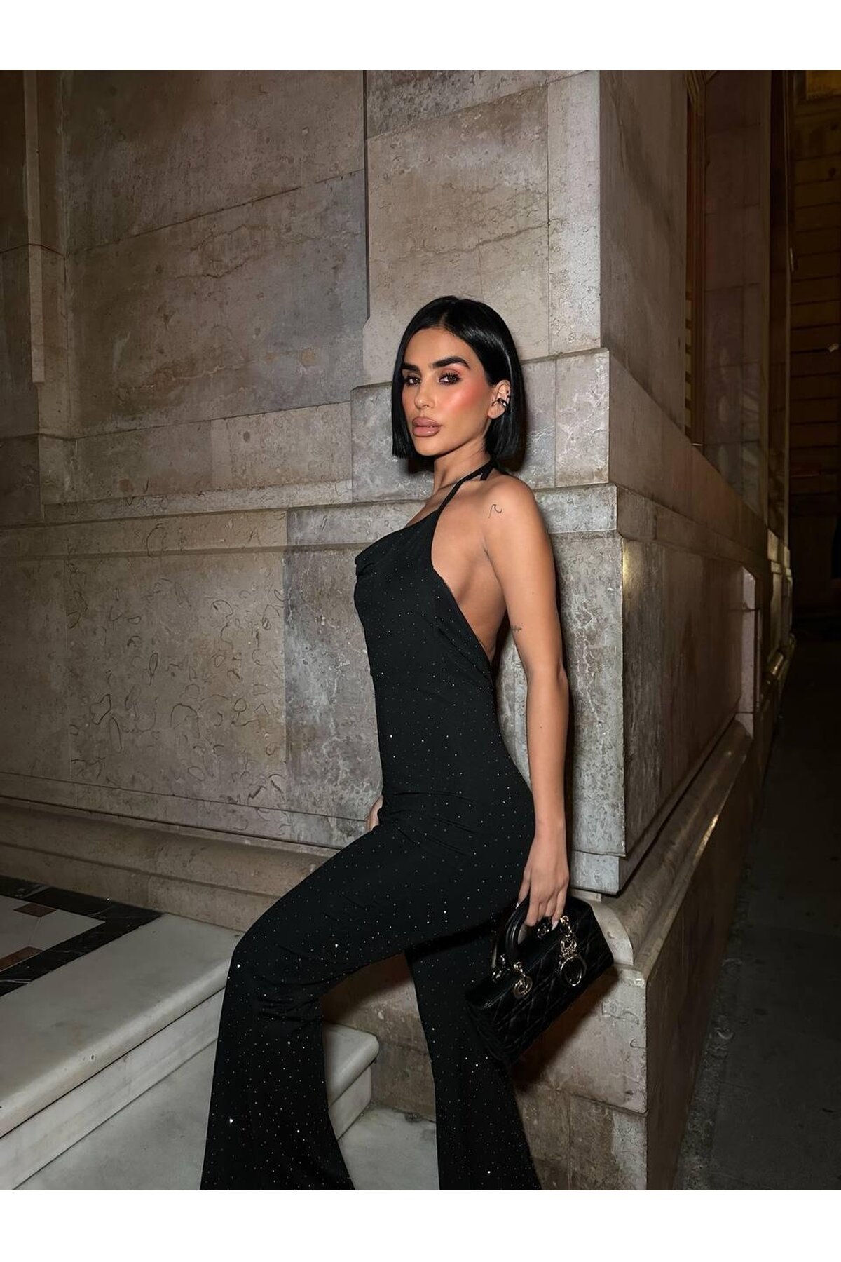 TAŞ DİZAYN SIRT DEKOLETELİ TULUM