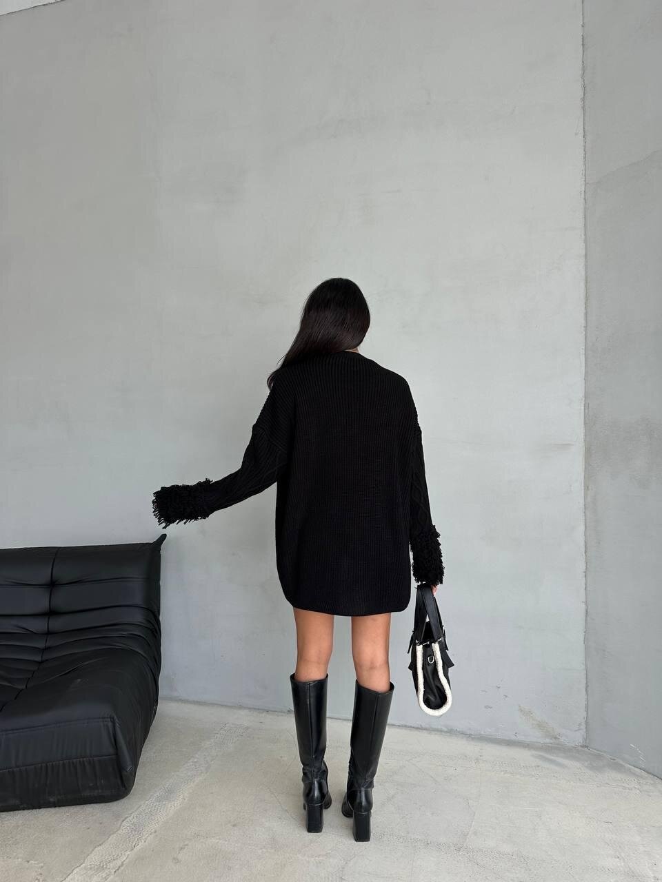 Püskül Detaylı Triko Hırka