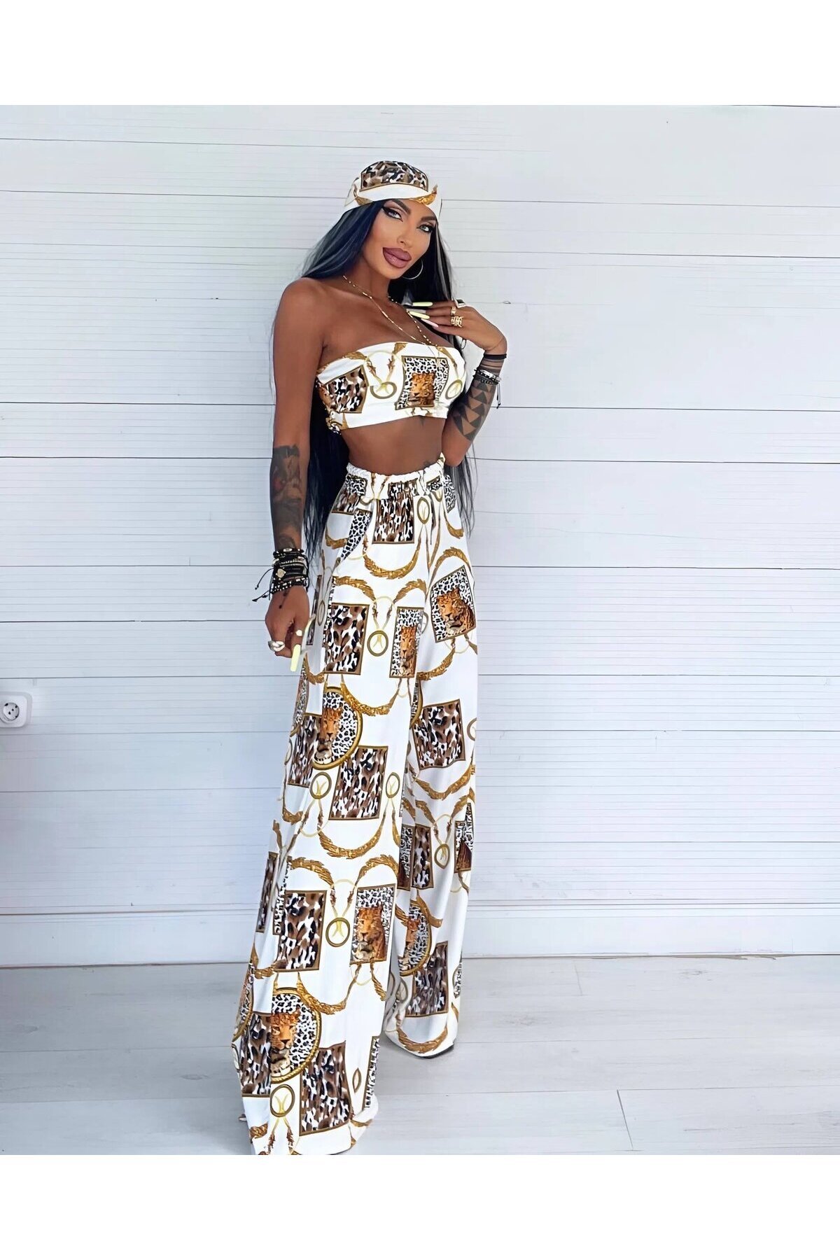 CROP BANDANA DETAYLI TAKIM