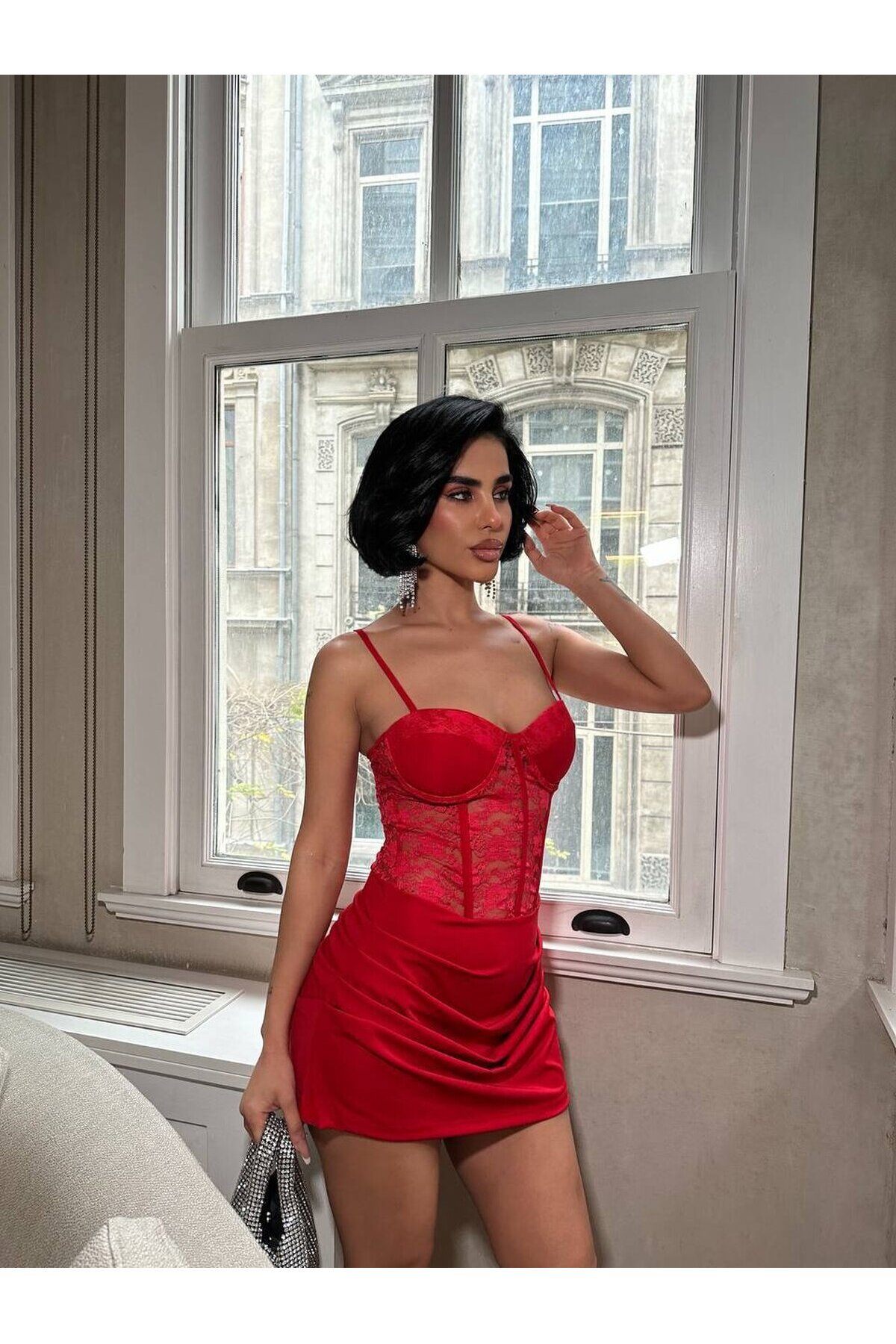 GLOP VE GÜPÜR DETAY ELBİSE