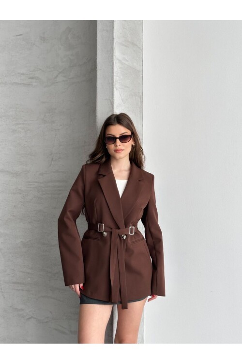 BEL AYARLI KEMERLİ CEKET