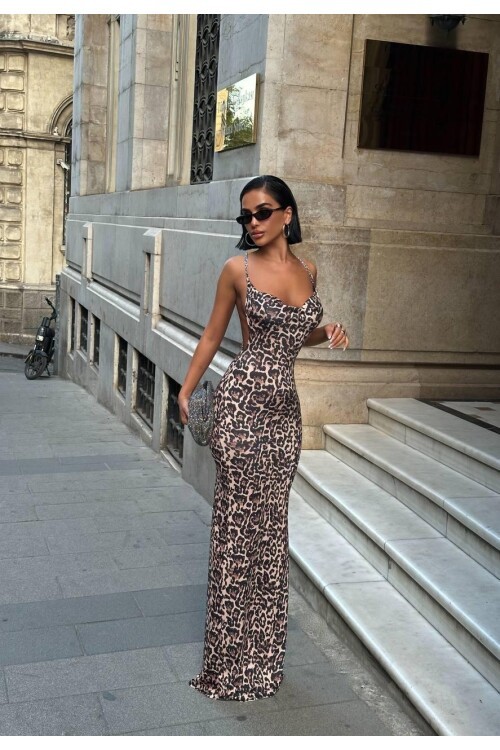 Gloplu Yırtmaçlı Elbise