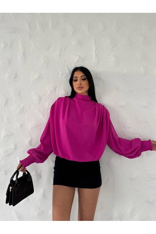 Vatkalı Dökümlü Bluz