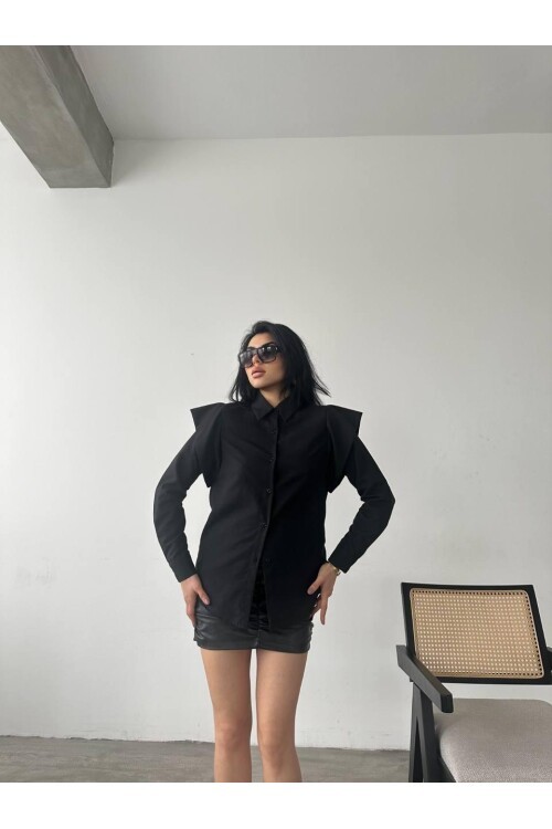 Omuz Tasarım Detaylı Gömlek