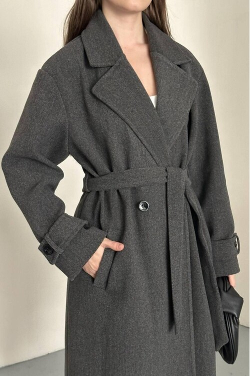 KUŞAKLI DÜĞME DETAYLI KAŞE KABAN