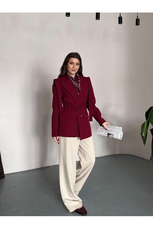 OMUZ KUŞAK SARKIK CEKET