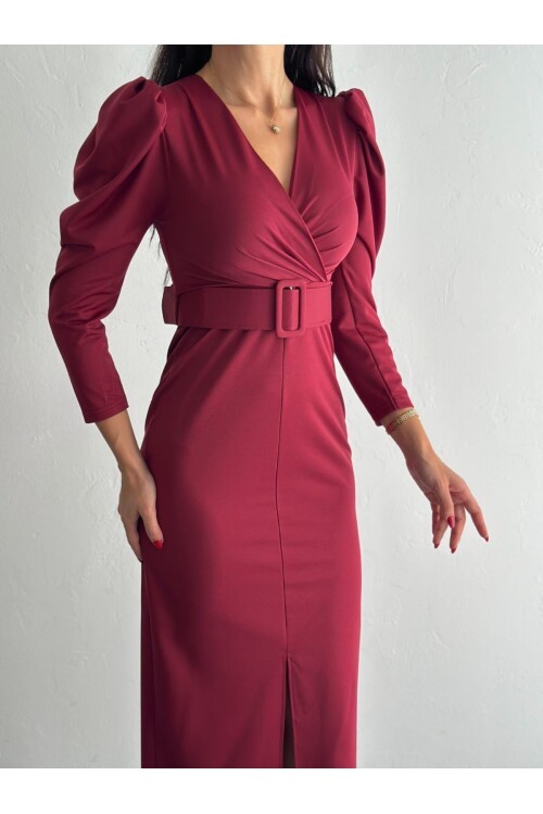 ÖN YIRTMAÇ DETAY ELBİSE