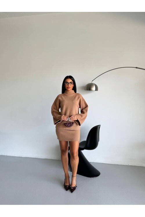 TRİKO ETEKLİ TAKIM