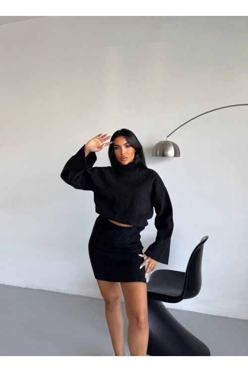 TRİKO ETEKLİ TAKIM