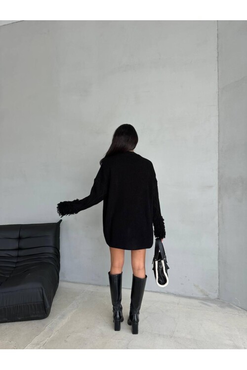 Püskül Detaylı Triko Hırka