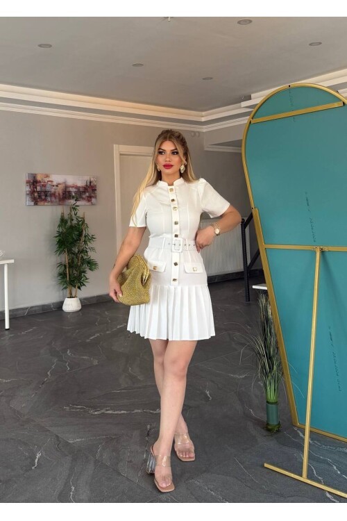 PİLE ETEKLİ TASARIM KEMERLİ ELBİSE