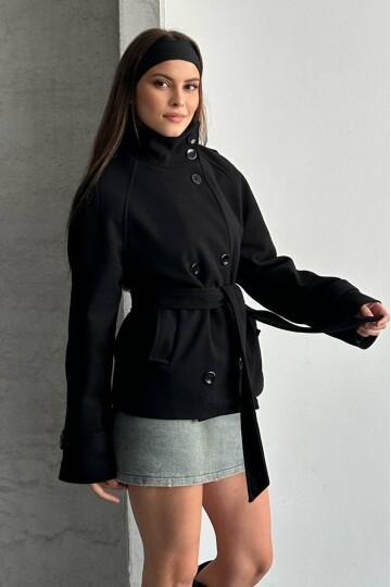 DÜĞMELİ KUŞAKLI KAŞE KISA KABAN