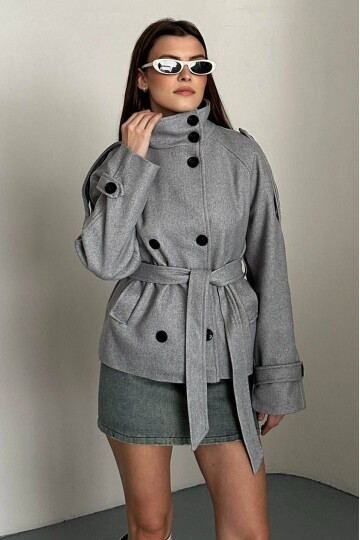 DÜĞMELİ KUŞAKLI KAŞE KISA KABAN