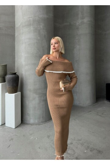 KAYIK YAKA TRİKO ŞERİTLİ ELBİSE