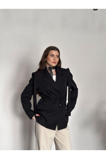 OMUZ KUŞAK SARKIK CEKET