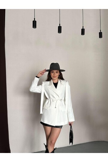 OMUZ KUŞAK SARKIK CEKET